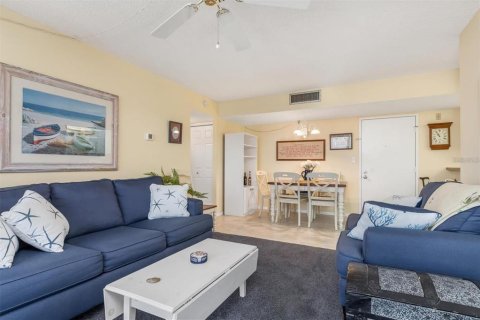 Condominio en alquiler en Port Charlotte, Florida, 2 dormitorios, 72.74 m2 № 1908082 - foto 4