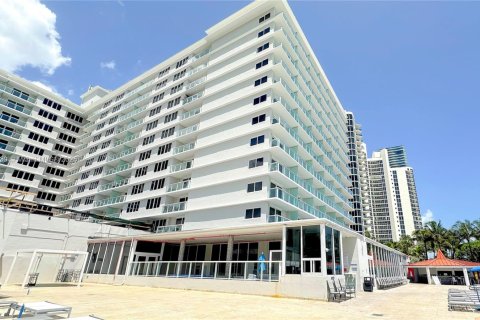 Copropriété à vendre à Sunny Isles Beach, Floride: 39.95 m2 № 1979236 - photo 30