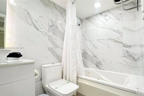 Copropriété à vendre à Sunny Isles Beach, Floride: 39.95 m2 № 1979236 - photo 9