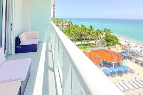 Copropriété à vendre à Sunny Isles Beach, Floride: 39.95 m2 № 1979236 - photo 11