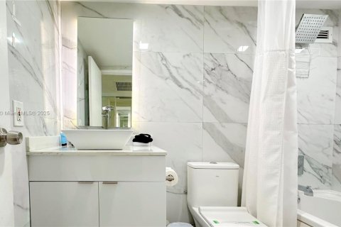 Copropriété à vendre à Sunny Isles Beach, Floride: 39.95 m2 № 1979236 - photo 3