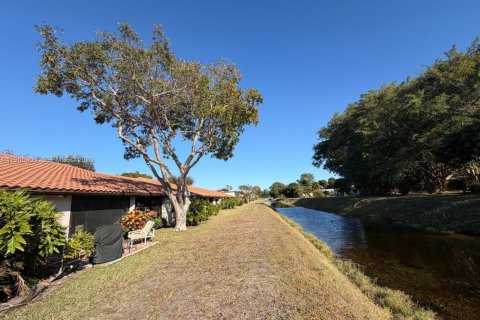 Villa ou maison à vendre à Delray Beach, Floride: 2 chambres, 121.79 m2 № 2027492 - photo 18