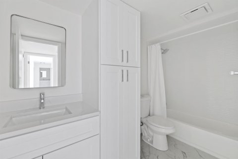 Touwnhouse à vendre à Palm Beach Gardens, Floride: 3 chambres, 138.24 m2 № 2394759 - photo 27