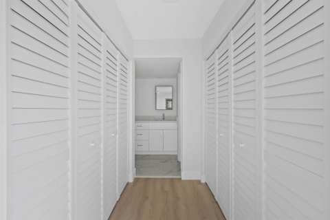 Touwnhouse à vendre à Palm Beach Gardens, Floride: 3 chambres, 138.24 m2 № 2394759 - photo 30