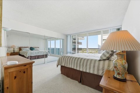 Condominio en venta en Fort Lauderdale, Florida, 2 dormitorios, 153.29 m2 № 1976934 - foto 21