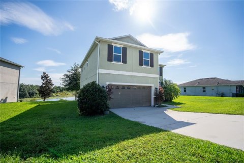House in Clermont, Florida 4 bedrooms, 236.99 sq.m. № 1322280 - photo 4