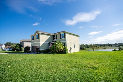 House in Clermont, Florida 4 bedrooms, 236.99 sq.m. № 1322280 - photo 5