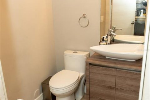 House in Plantation, Florida 3 bedrooms, 137.87 sq.m. № 2289941 - photo 26