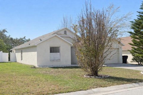 Villa ou maison à vendre à Davenport, Floride: 3 chambres, 165.18 m2 № 2389117 - photo 2