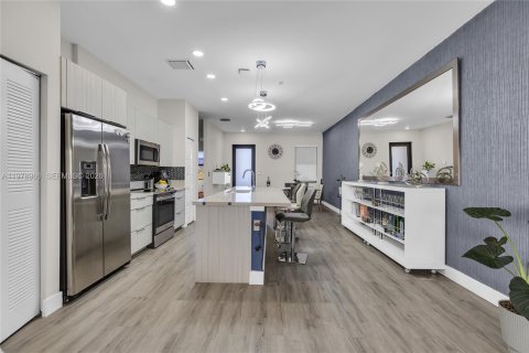 Купить кондоминиум в Дорал, Флорида 3 спальни, 114.83м2, № 2043141 - фото 10