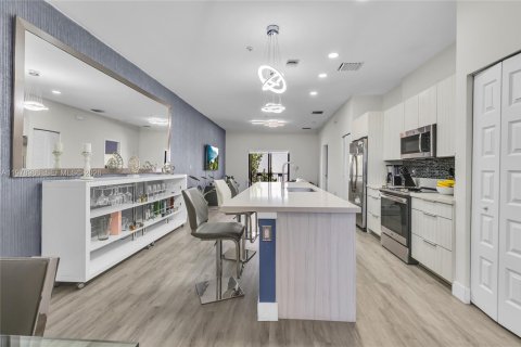 Купить кондоминиум в Дорал, Флорида 3 спальни, 114.83м2, № 2043141 - фото 9