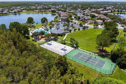 Casa en venta en Orlando, Florida, 5 dormitorios, 262.54 m2 № 1856236 - foto 18