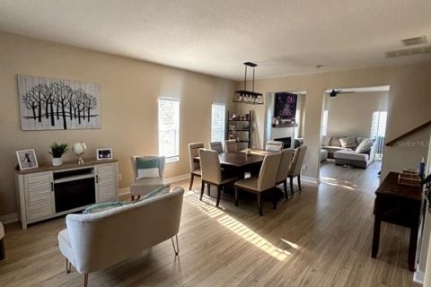 Casa en venta en Orlando, Florida, 5 dormitorios, 262.54 m2 № 1856236 - foto 4