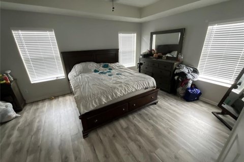 Casa en venta en Orlando, Florida, 5 dormitorios, 262.54 m2 № 1856236 - foto 9