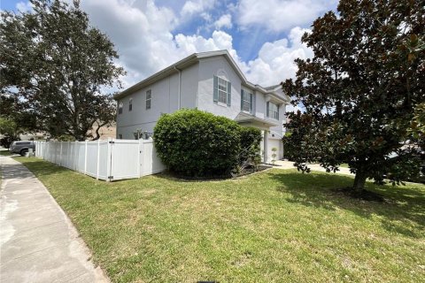 Casa en venta en Orlando, Florida, 5 dormitorios, 262.54 m2 № 1856236 - foto 2