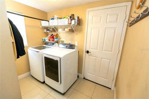 Casa en venta en Winter Springs, Florida, 5 dormitorios, 326.27 m2 № 1817490 - foto 12