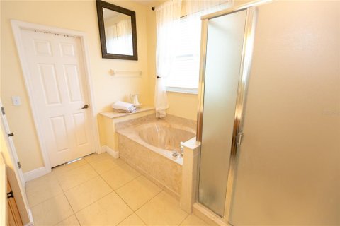 Casa en venta en Winter Springs, Florida, 5 dormitorios, 326.27 m2 № 1817490 - foto 16