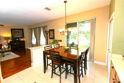 Casa en venta en Winter Springs, Florida, 5 dormitorios, 326.27 m2 № 1817490 - foto 10