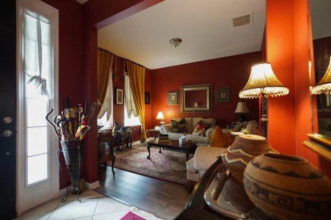 House in Orlando, Florida 5 bedrooms, 262.91 sq.m. № 1760450 - photo 5