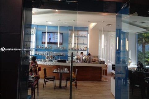 Снять в аренду кондоминиум в Халландейл-Бич, Флорида 3 спальни, 161.37м2, № 1986294 - фото 26