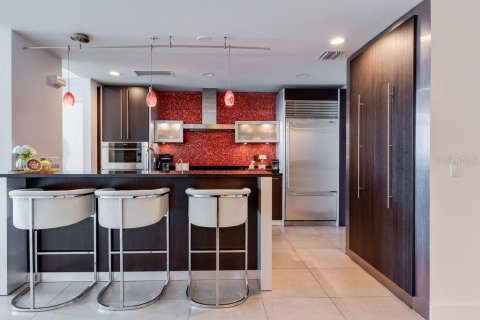 Copropriété à vendre à Orlando, Floride: 2 chambres, 163.97 m2 № 1614069 - photo 4