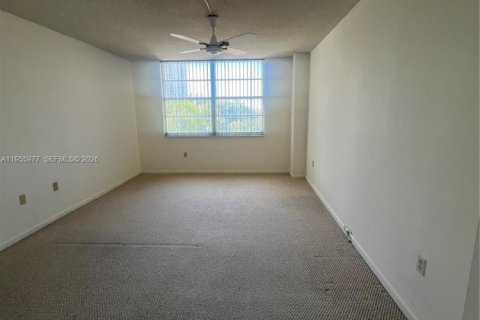 Copropriété à vendre à Aventura, Floride: 1 chambre, 99.03 m2 № 2020419 - photo 10