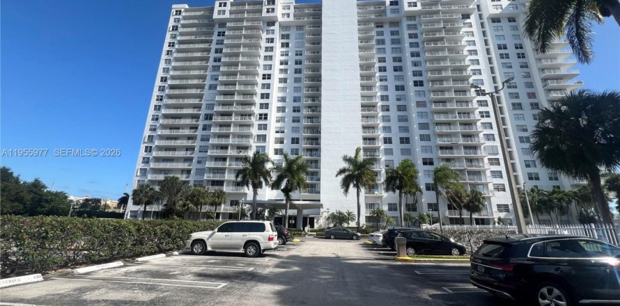 Condo à Aventura, Floride, 1 chambre  № 2020419