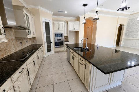Villa ou maison à vendre à Riverview, Floride: 4 chambres, 214.88 m2 № 2349253 - photo 2