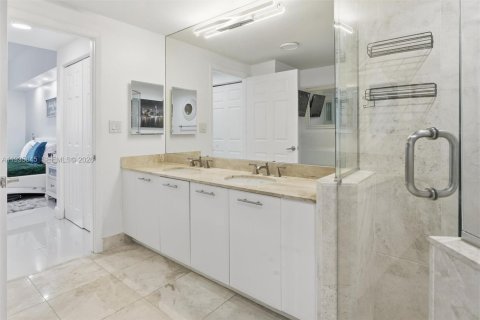 Купить кондоминиум в Плантация, Флорида 2 спальни, 106.28м2, № 1998805 - фото 14