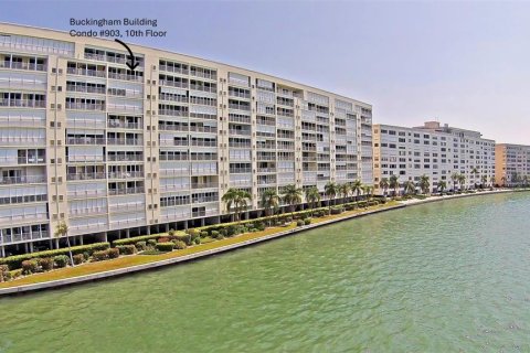 Купить кондоминиум в Галфпорта, Флорида 10 комнат, 116.59м2, № 2141971 - фото 4