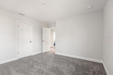 House in Fish Hawk, Florida 5 bedrooms, 320.33 sq.m. № 2112391 - photo 22