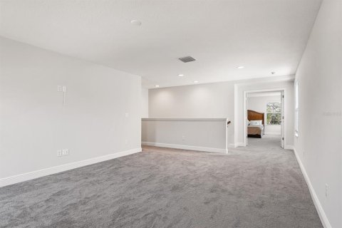 House in Fish Hawk, Florida 5 bedrooms, 320.33 sq.m. № 2112391 - photo 27