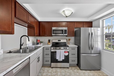 Condominio en venta en New Port Richey, Florida, 2 dormitorios, 97.55 m2 № 2099538 - foto 4