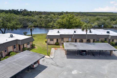 Condominio en venta en New Port Richey, Florida, 2 dormitorios, 97.55 m2 № 2099538 - foto 26