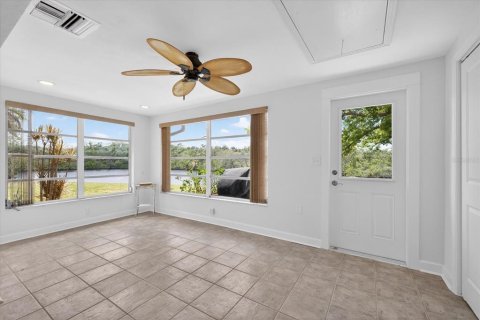 Condominio en venta en New Port Richey, Florida, 2 dormitorios, 97.55 m2 № 2099538 - foto 8