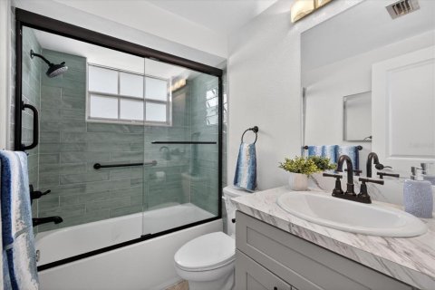 Condominio en venta en New Port Richey, Florida, 2 dormitorios, 97.55 m2 № 2099538 - foto 5