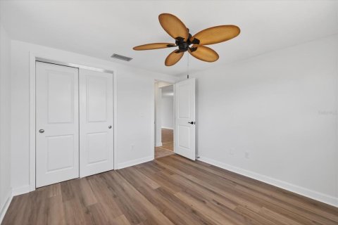 Condominio en venta en New Port Richey, Florida, 2 dormitorios, 97.55 m2 № 2099538 - foto 16