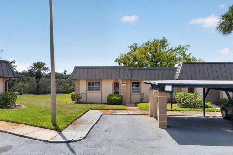 Condominio en venta en New Port Richey, Florida, 2 dormitorios, 97.55 m2 № 2099538 - foto 25