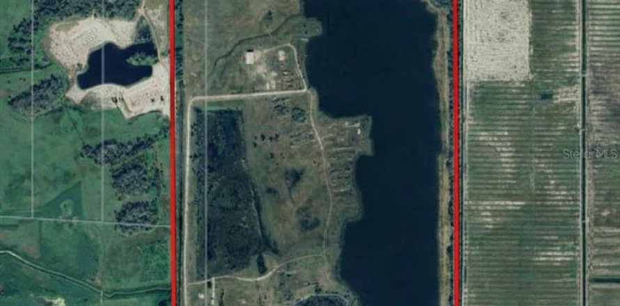 Land in Okeechobee, Florida № 2106459