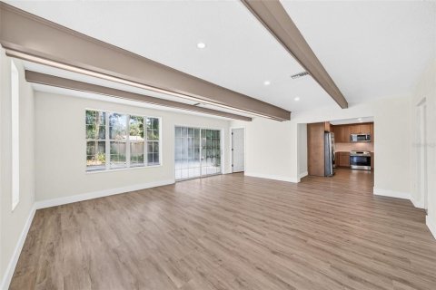 Villa ou maison à vendre à Umatilla, Floride: 2 chambres, 149.29 m2 № 2273245 - photo 8