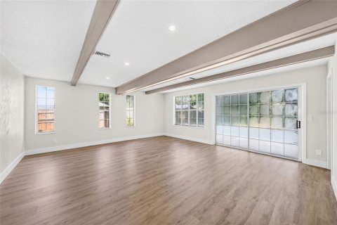 Villa ou maison à vendre à Umatilla, Floride: 2 chambres, 149.29 m2 № 2273245 - photo 7