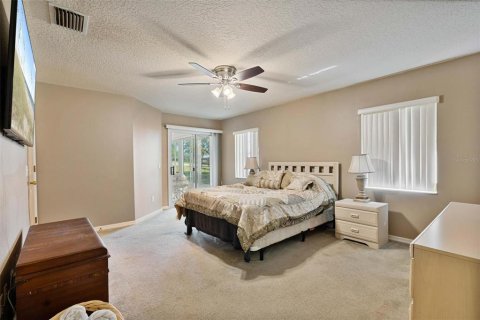 House in Eustis, Florida 3 bedrooms, 146.97 sq.m. № 1581014 - photo 20