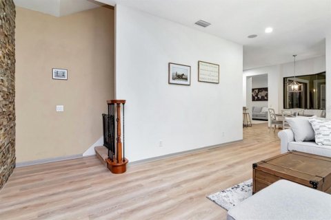 House in Tampa, Florida 5 bedrooms, 320.05 sq.m. № 1837508 - photo 30