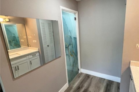 Condo in Coral Springs, Florida, 2 bedrooms  № 2083460 - photo 16