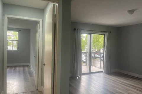 Condo in Coral Springs, Florida, 2 bedrooms  № 2083460 - photo 25