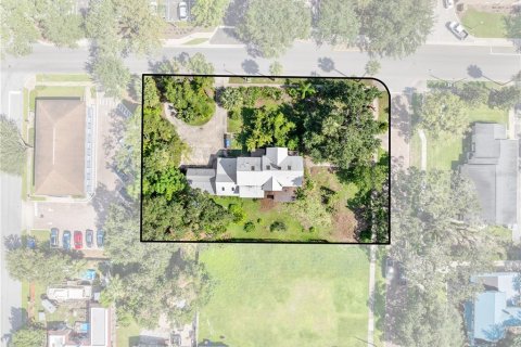 Casa en venta en Kissimmee, Florida, 4 dormitorios, 386.1 m2 № 1916001 - foto 3