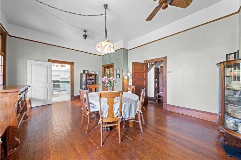 Casa en venta en Kissimmee, Florida, 4 dormitorios, 386.1 m2 № 1916001 - foto 10