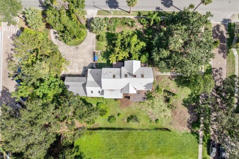 Casa en venta en Kissimmee, Florida, 4 dormitorios, 386.1 m2 № 1916001 - foto 2