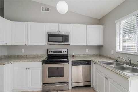 Casa en alquiler en Orlando, Florida, 4 dormitorios, 122.91 m2 № 1873221 - foto 5