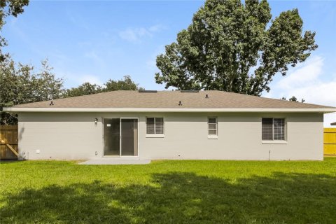 Casa en alquiler en Orlando, Florida, 4 dormitorios, 122.91 m2 № 1873221 - foto 16
